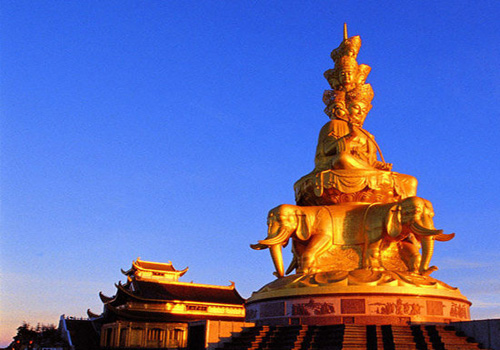 The Gold Summit of Mount Emei